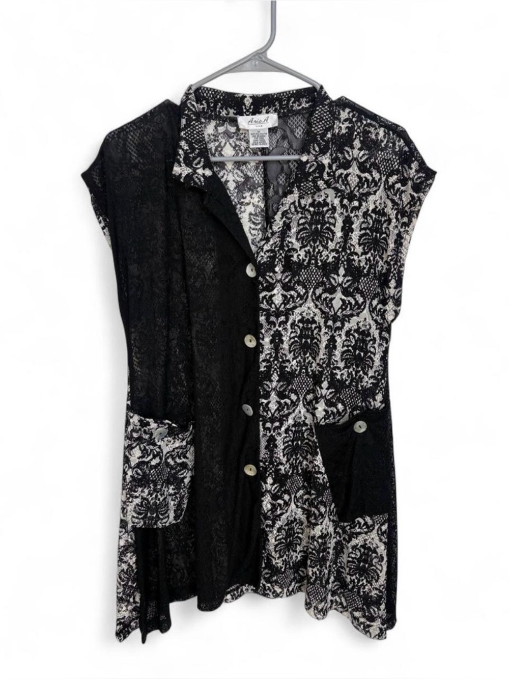 Aris A. Black White Damask Lace Button Front Tunic Blouse Medium Pockets Flowy